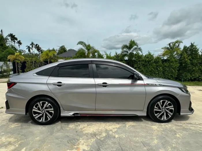 oyota Yaris ATIV 1.2 Premium Luxury ปี 2024 รถมือสองหาดใหญ่ รูปที่ 6