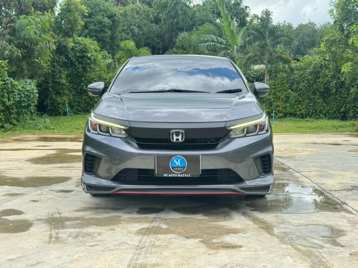 Front view of Honda City 1.0 Turbo SV year 2020 grey color used car in Hatyai รูปที่ 6