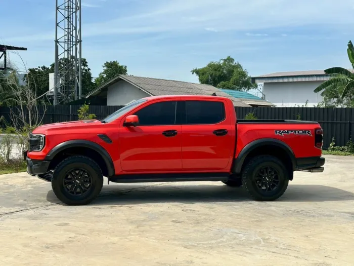 Front view of Ford Ranger Raptor 2.0 Bi-Turbo year 2023 red color used car in Hatyai รูปที่ 7