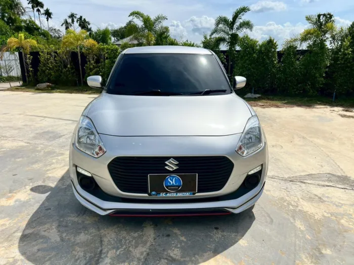 Front view of Suzuki Swift 1.2 GL CVT year 2019 silver color used car in Hatyai รูปที่ 3