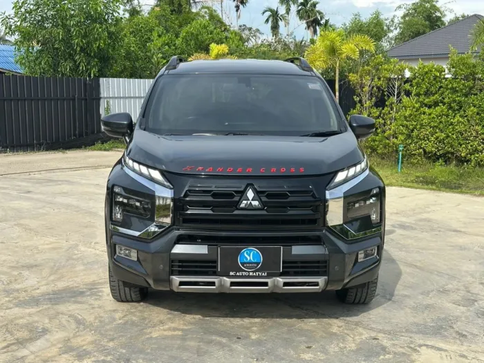 Front view of Mitsubishi Xpander Cross Minorchange grey color used car in Hatyai รูปที่ 2
