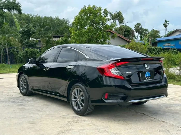 Front view of Honda Civic FC 1.8 EL year 2019 black color used car in Hatyai รูปที่ 6