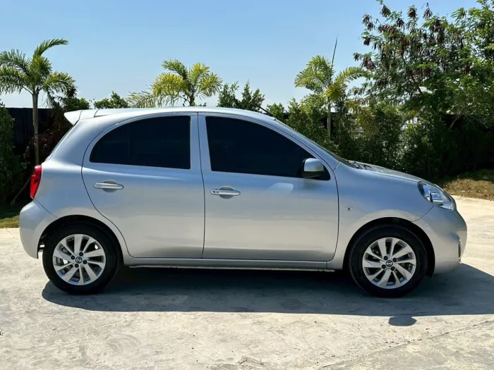 Front view of Nissan March 1.2 EL year 2022 silver color used car in Hatyai รูปที่ 9