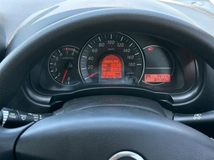 Front view of Nissan March 1.2 EL year 2022 silver color used car in Hatyai รูปที่ 16