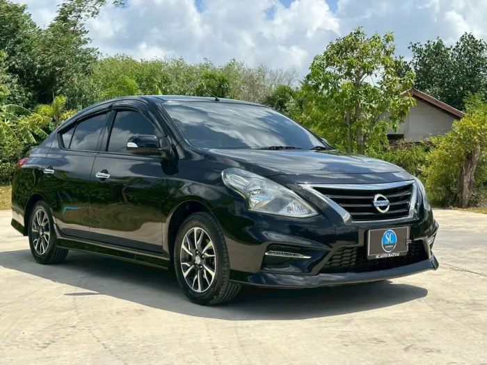 Front view of Nissan Almera 1.2 E Sportech year 2020 black color used car in Hatyai รูปที่ 4