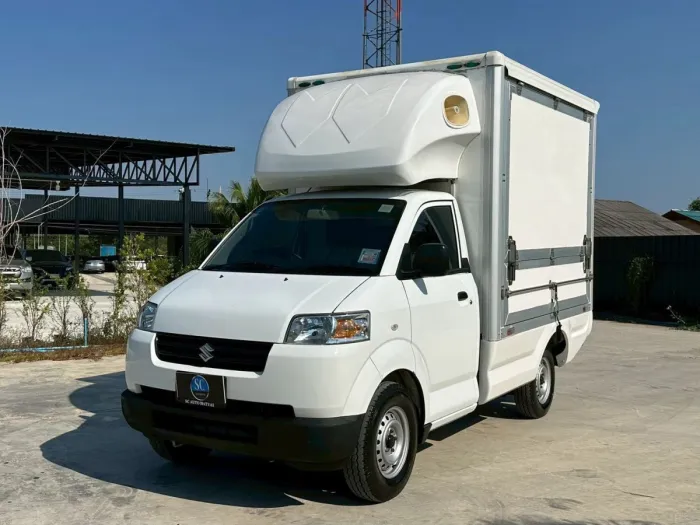 Front view of Suzuki Carry 1.6 MT year 2017 white color used car in Hatyai รูปที่ 3